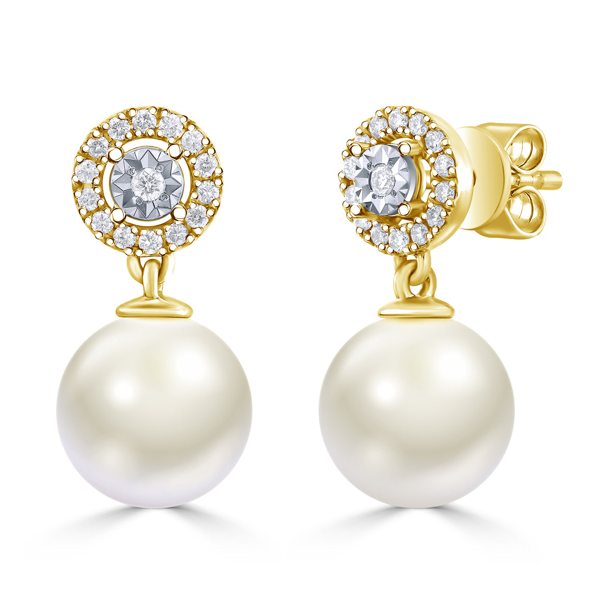 Yumi Freshwater Pearl Stud Earrings set with Diamonds